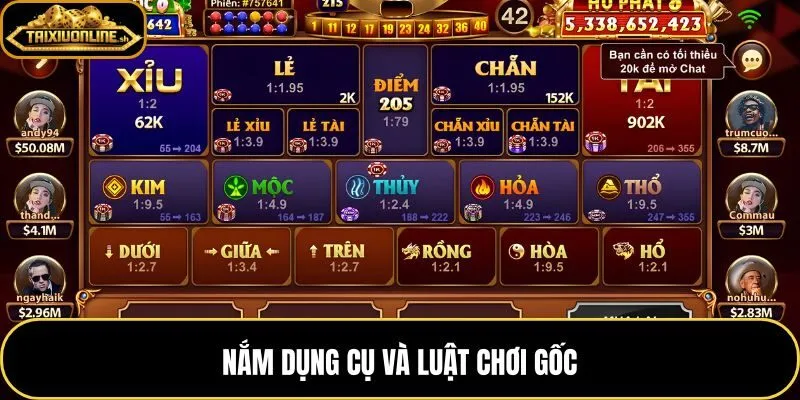 Bộ dụng cụ lắc tài xỉu truyền thống gồm xúc xắc và bát úp đĩa